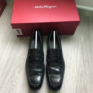 Ferregamo black leather dress loafer